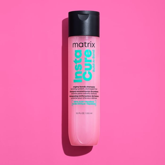 Matrix Instacure Build-A Bond Mighty Bonds Šampon 300 ml
